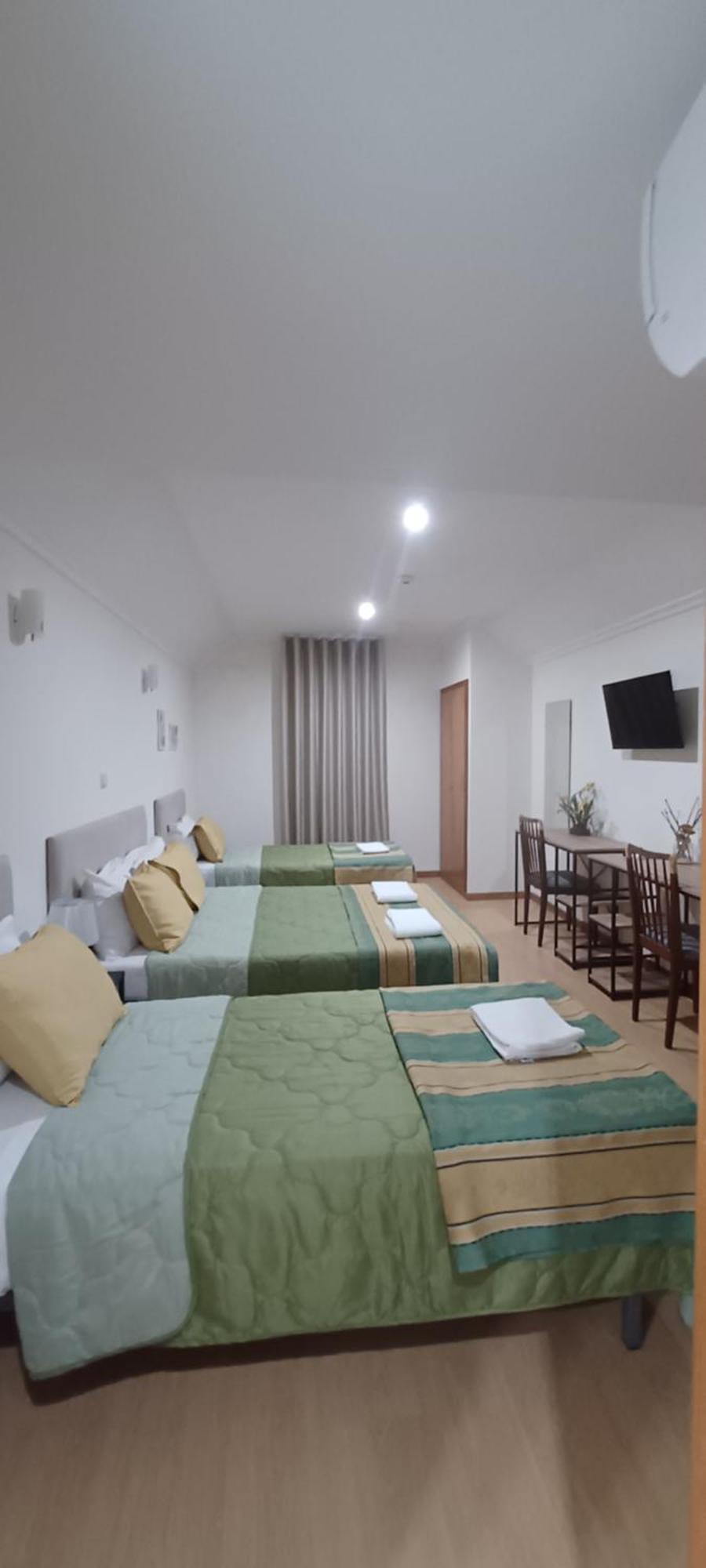 Residencialusobrasileira Hotel เลซาเดอปัลเมรา ภายนอก รูปภาพ