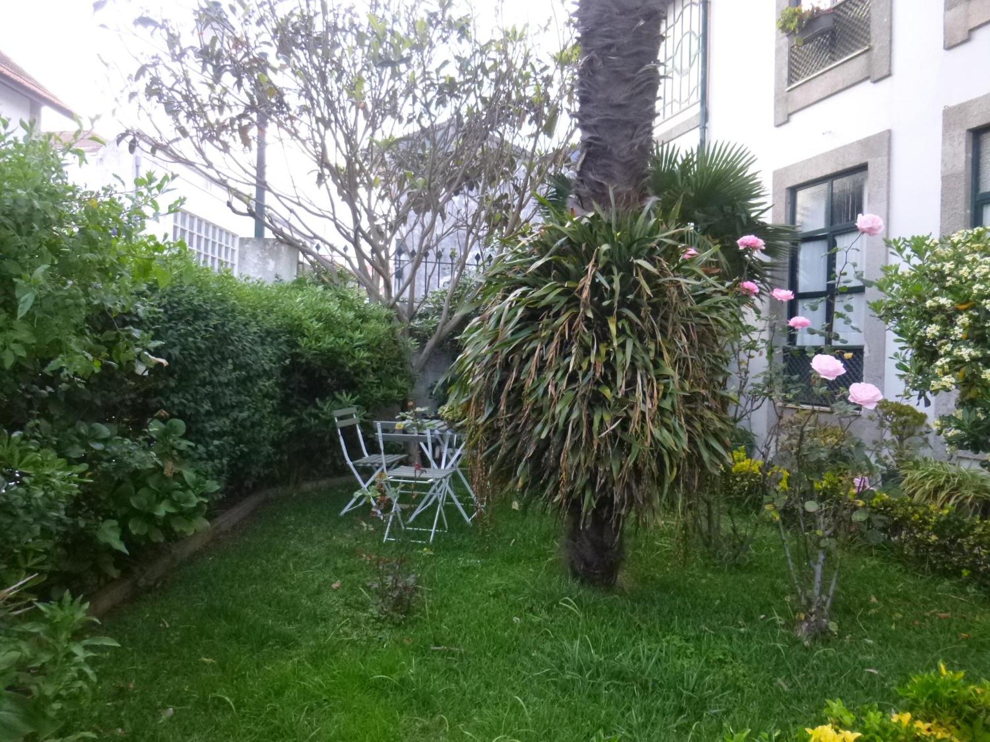 Residencialusobrasileira Hotel เลซาเดอปัลเมรา ภายนอก รูปภาพ