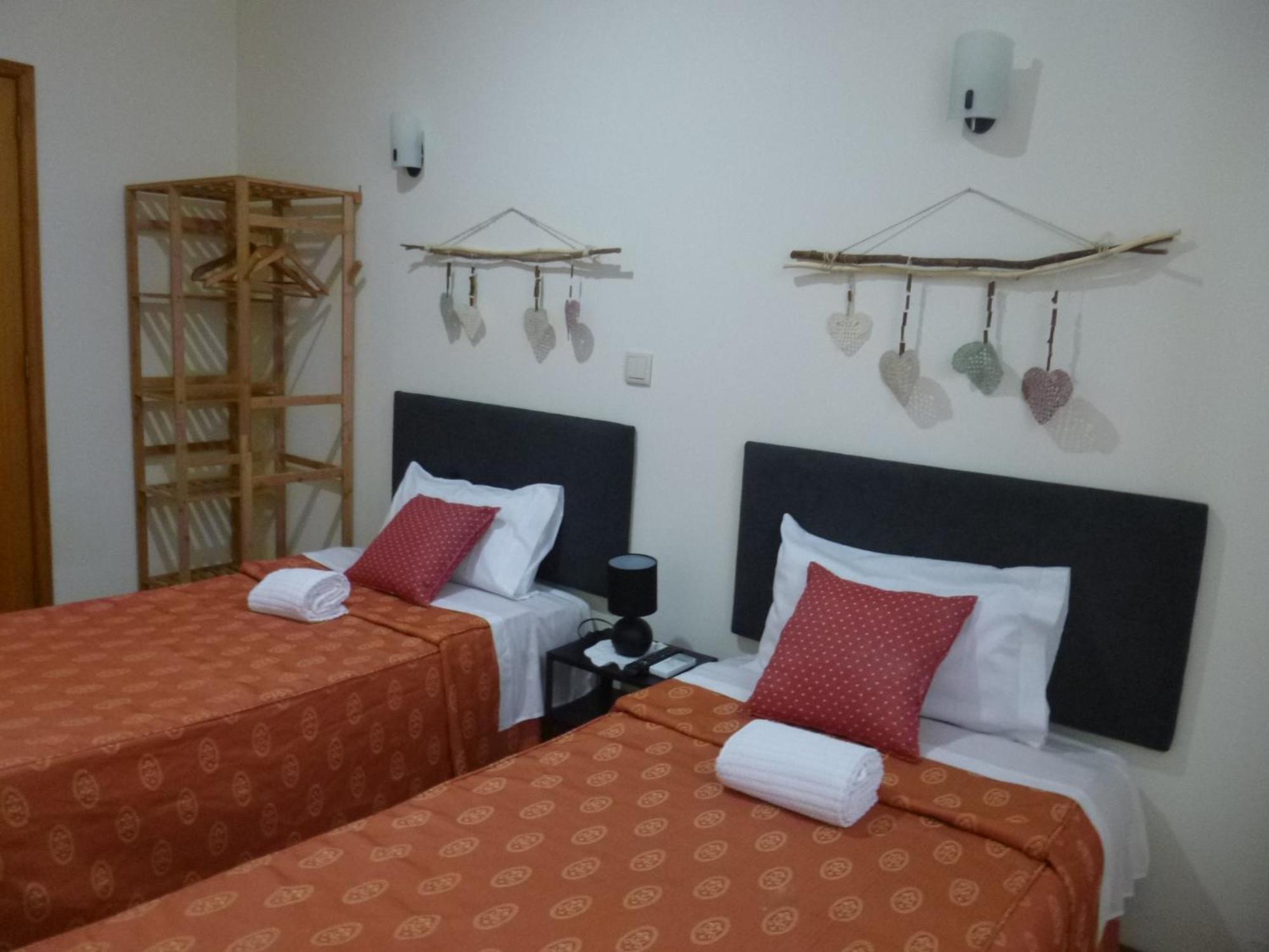 Residencialusobrasileira Hotel เลซาเดอปัลเมรา ภายนอก รูปภาพ