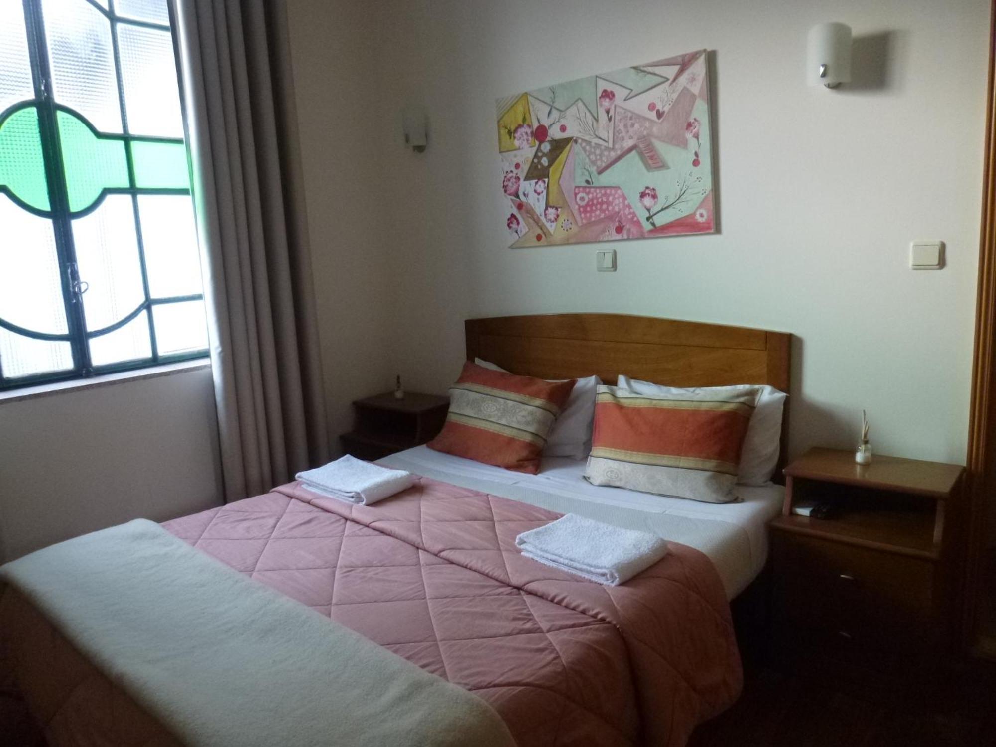 Residencialusobrasileira Hotel เลซาเดอปัลเมรา ภายนอก รูปภาพ